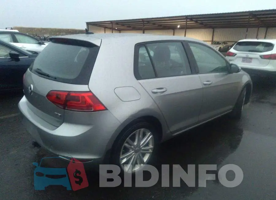 3VW2A7AU2FM033987 Photo# 4