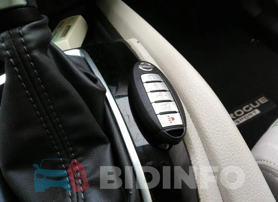 JN1BJ1CRXKW347375 Photo# 11