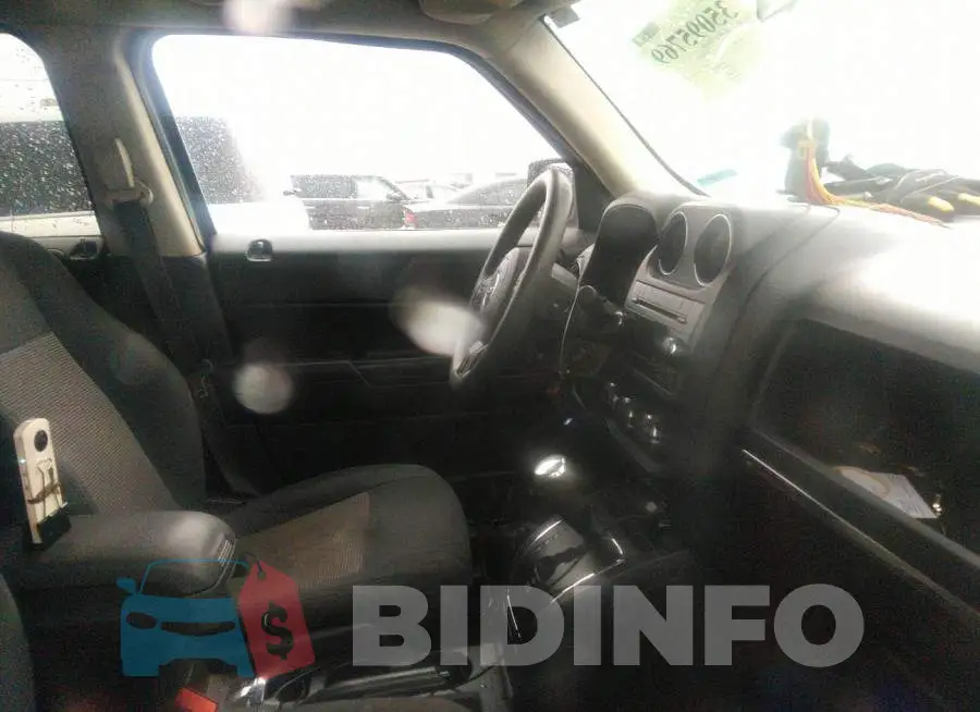 1C4NJRBB2ED809487 Photo# 5