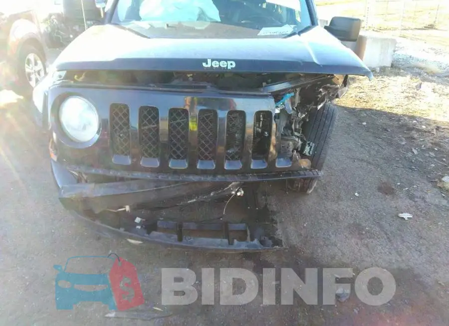 1C4NJRFB6FD270822 Photo# 6