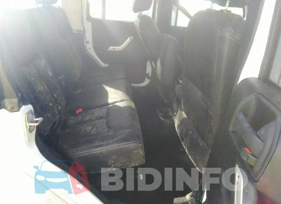 1C4BJWEG0GL163996 Photo# 8
