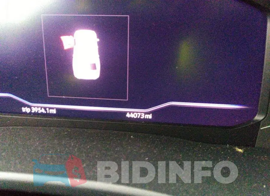1V2SR2CA2KC586201 Photo# 7