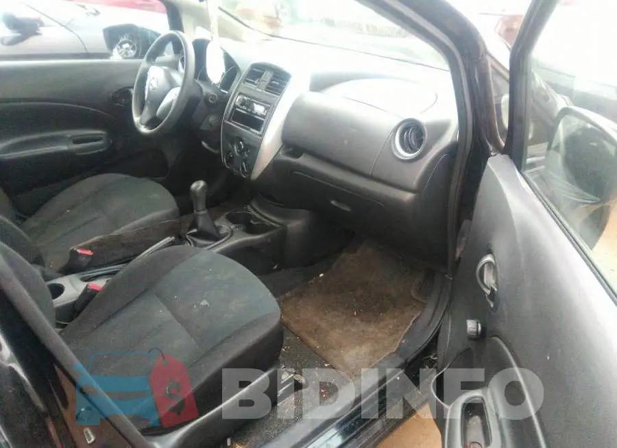 3N1CE2CP0FL391586 Photo# 5