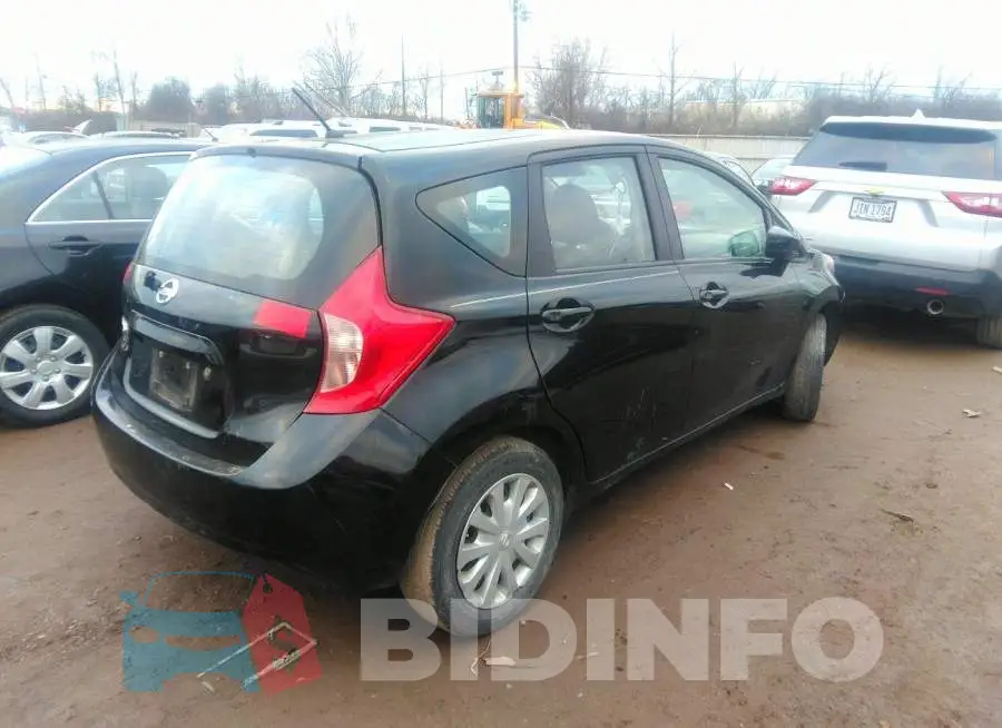 3N1CE2CP0FL391586 Photo# 4