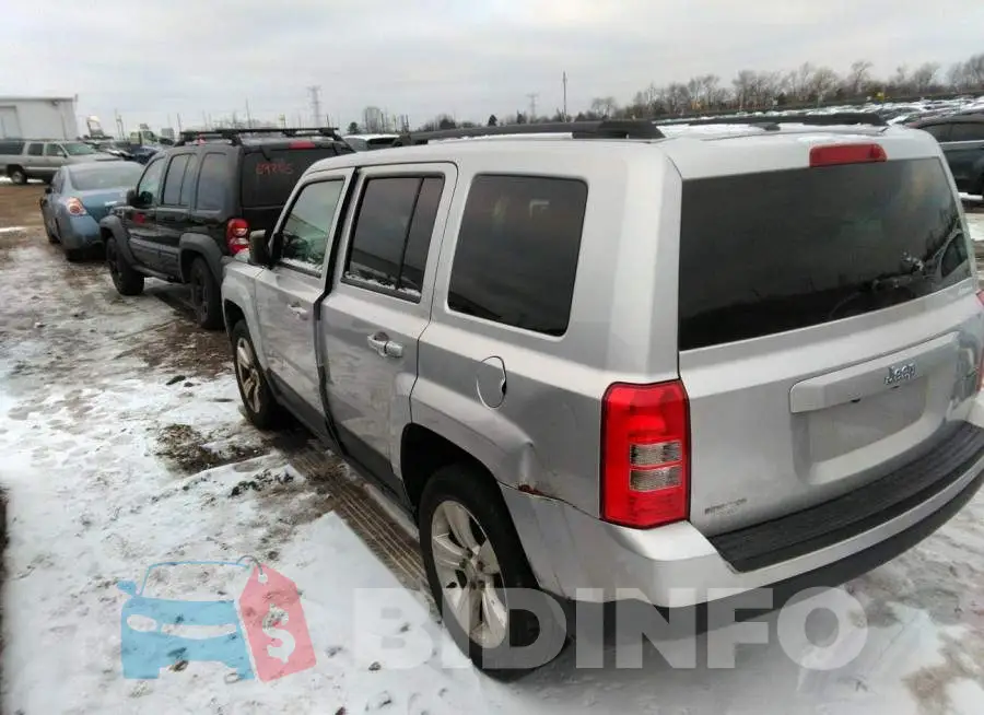 1C4NJPFA7DD102048 Photo# 3