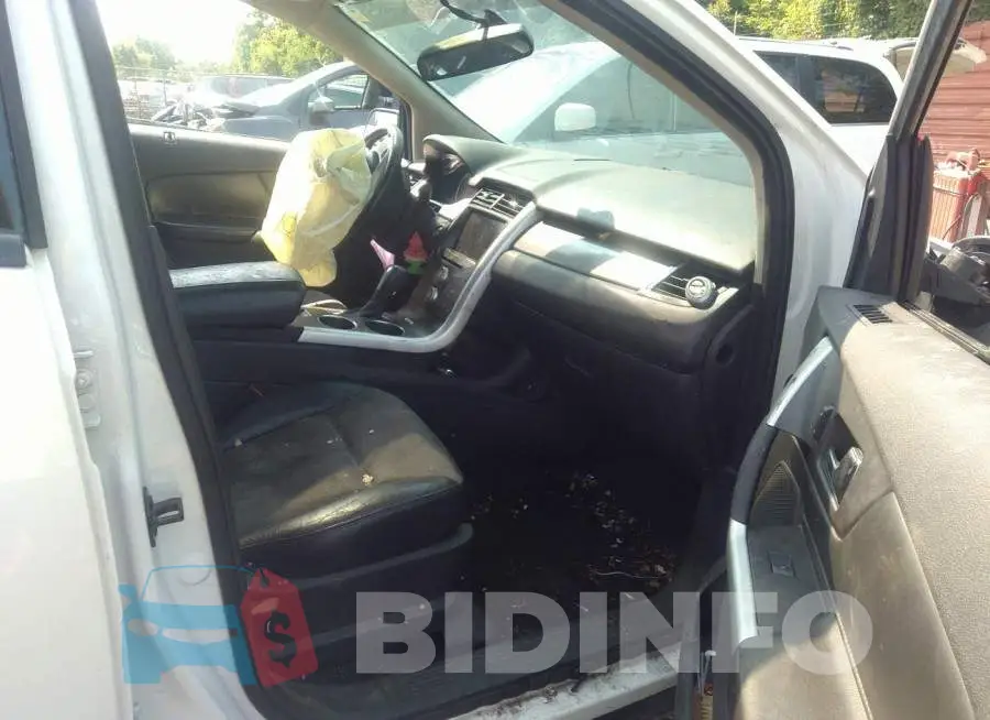 2FMDK3JC8DBC59664 Photo# 5