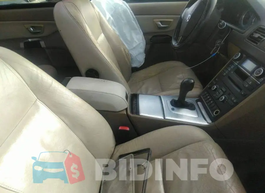 YV4952CY1D1639247 Photo# 5