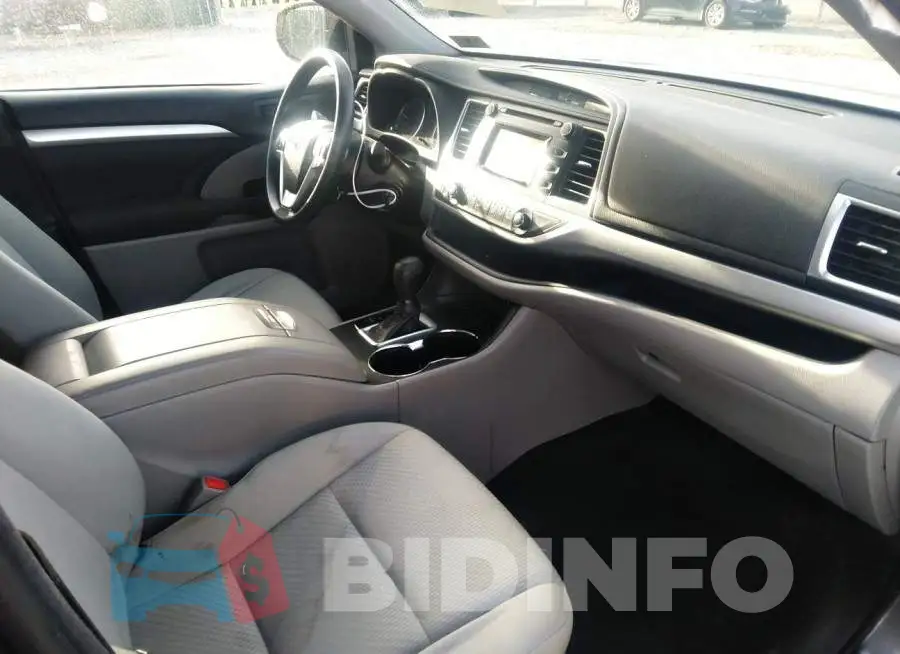 5TDBZRFH4JS497987 Photo# 5