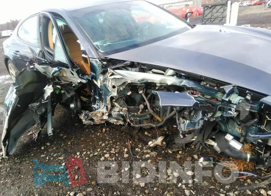 WP0AA2A78LL102142 Photo# 6