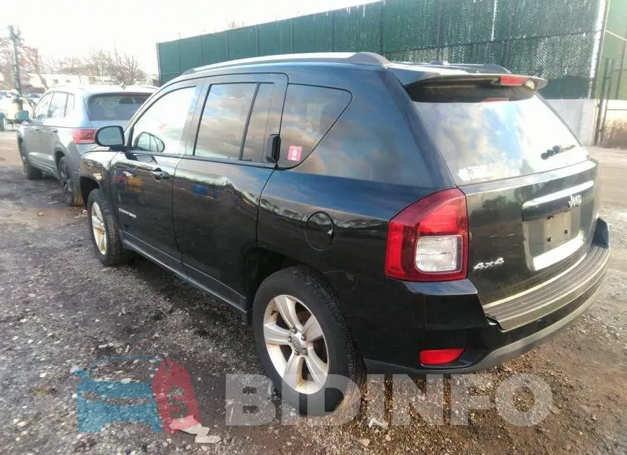 1C4NJDEB0ED698176 Photo# 3