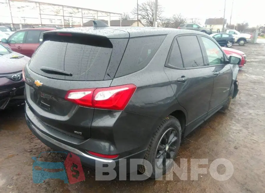 2GNAXREV2J6210818 Photo# 4