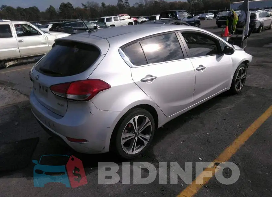 KNAFX5A83G5546325 Photo# 4
