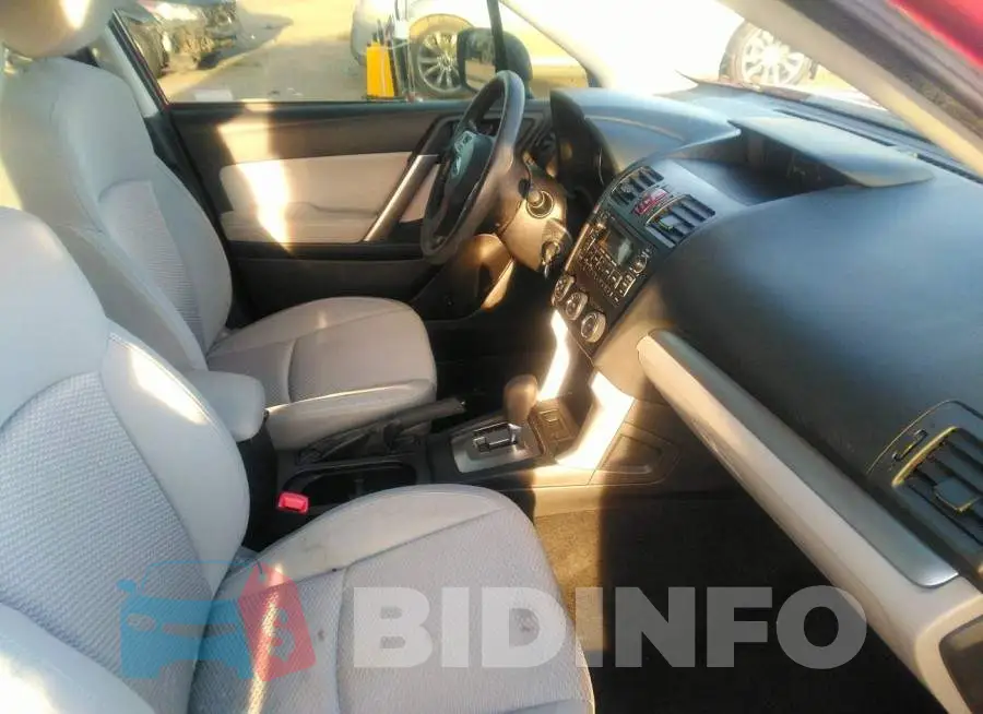 JF2SJABC8FH474101 Photo# 5