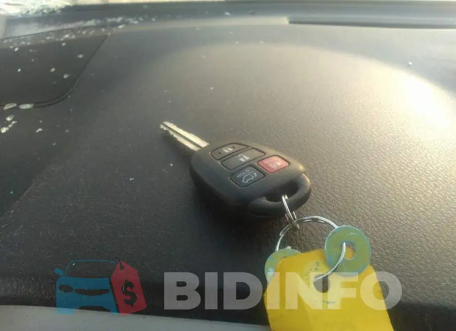 JTMWFREV6FD076521 Photo# 11