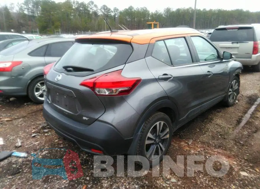 3N1CP5CU5JL543193 Photo# 4