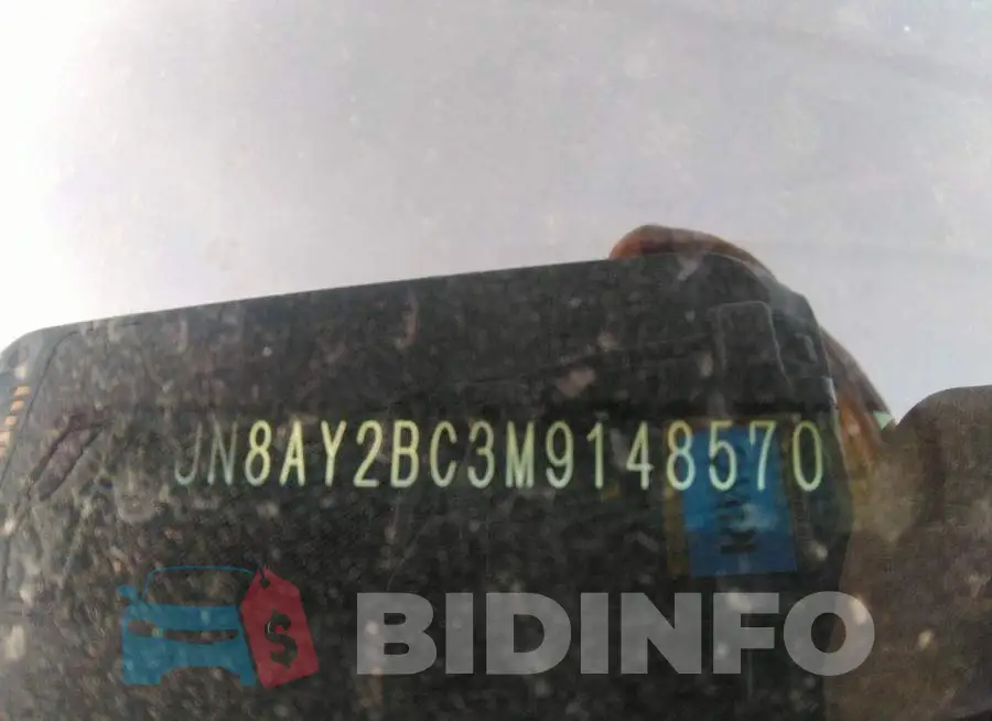 JN8AY2BC3M9148570 Photo# 9