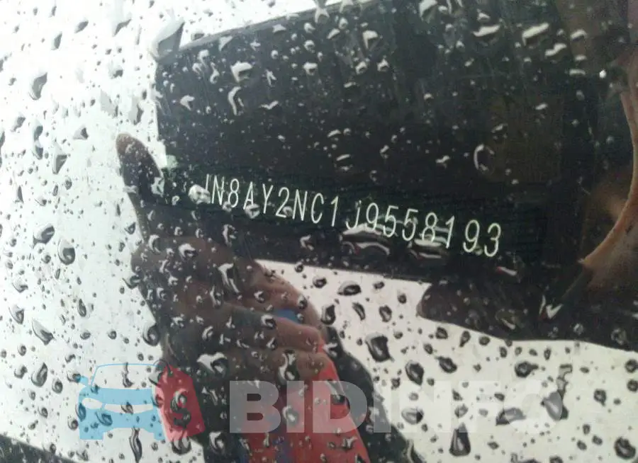 JN8AY2NC1J9558193 Photo# 9