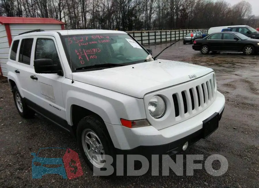 1C4NJPBB2GD721174 Photo# 1