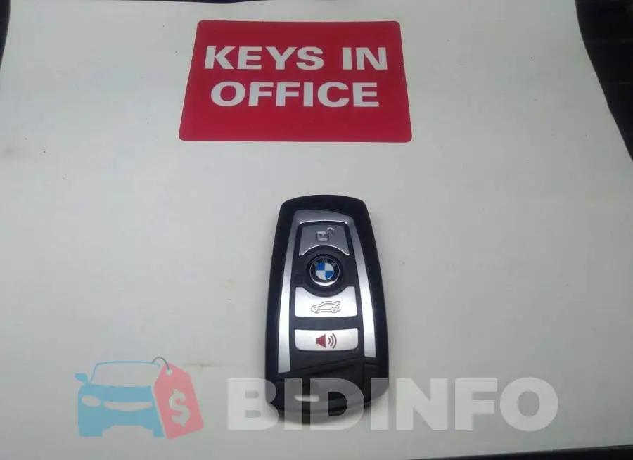 WBS8M9C52J5J77925 Photo# 11