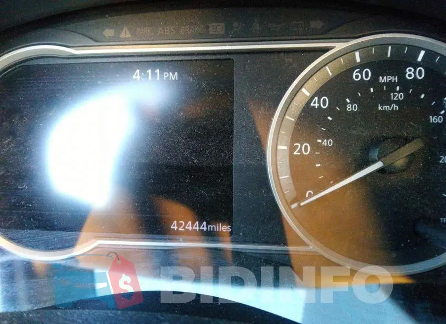 3N1CP5CU2KL545324 Photo# 7