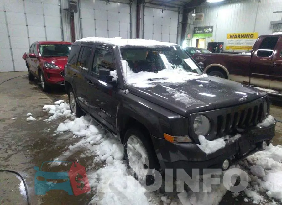 1C4NJRFB7ED817286 Photo# 1