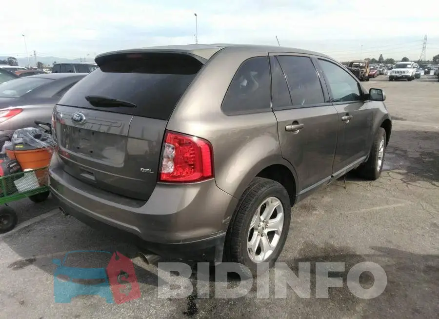 2FMDK3JCXDBC70634 Photo# 4