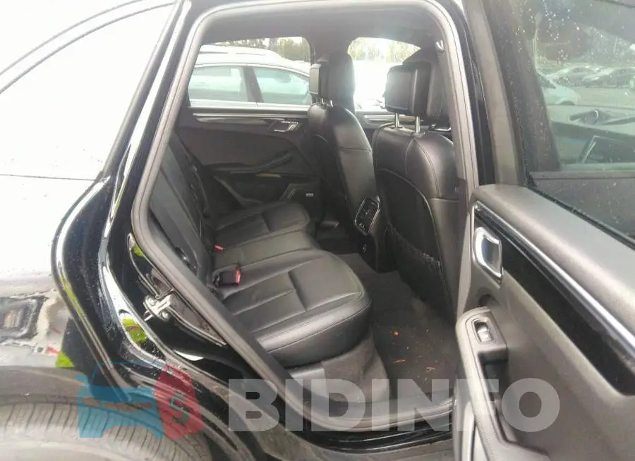 WP1AA2A50LLB04562 Photo# 8
