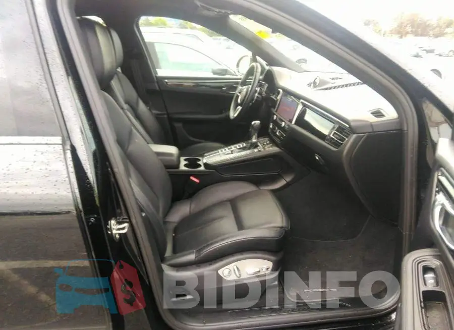 WP1AA2A50LLB04562 Photo# 5