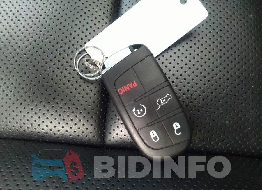 1C4RJFLG6MC710492 Photo# 11