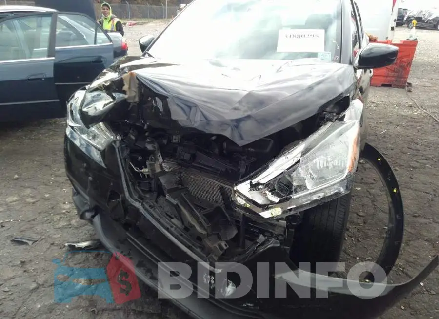 3N1CP5CU9KL558412 Photo# 6