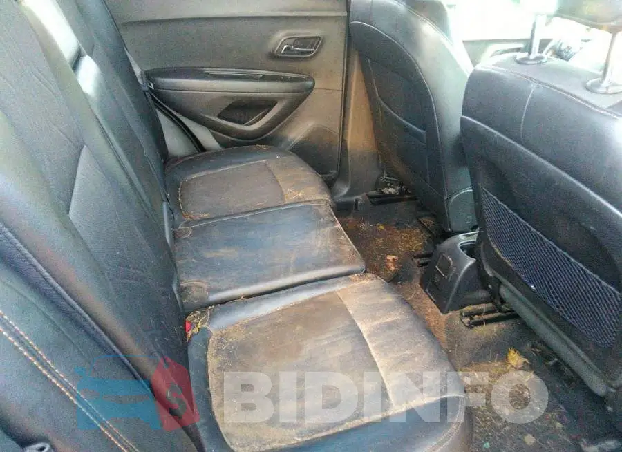 KL7CJLSB7JB646889 Photo# 8