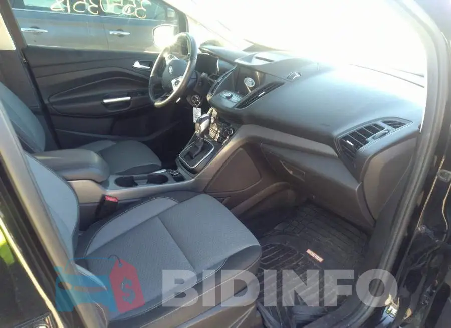 1FADP5EU3HL117447 Photo# 5