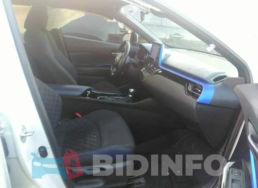 NMTKHMBX2MR124775 Photo# 5