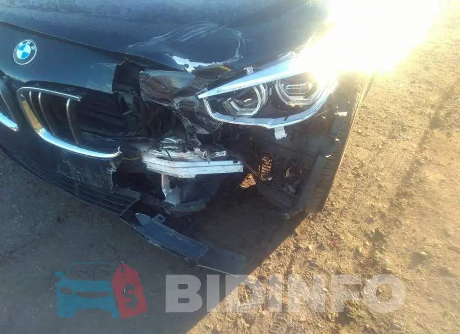 WBA5M4C55FD186318 Photo# 6