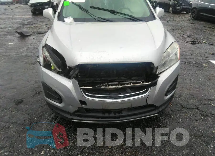 KL7CJRSB3FB116123 Photo# 6