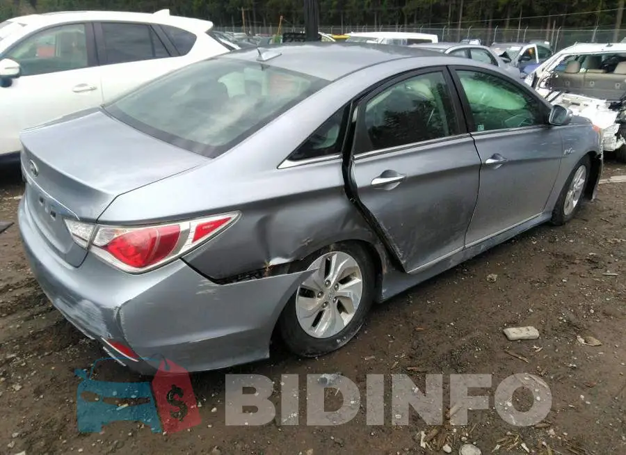 KMHEC4A49FA135238 Photo# 4