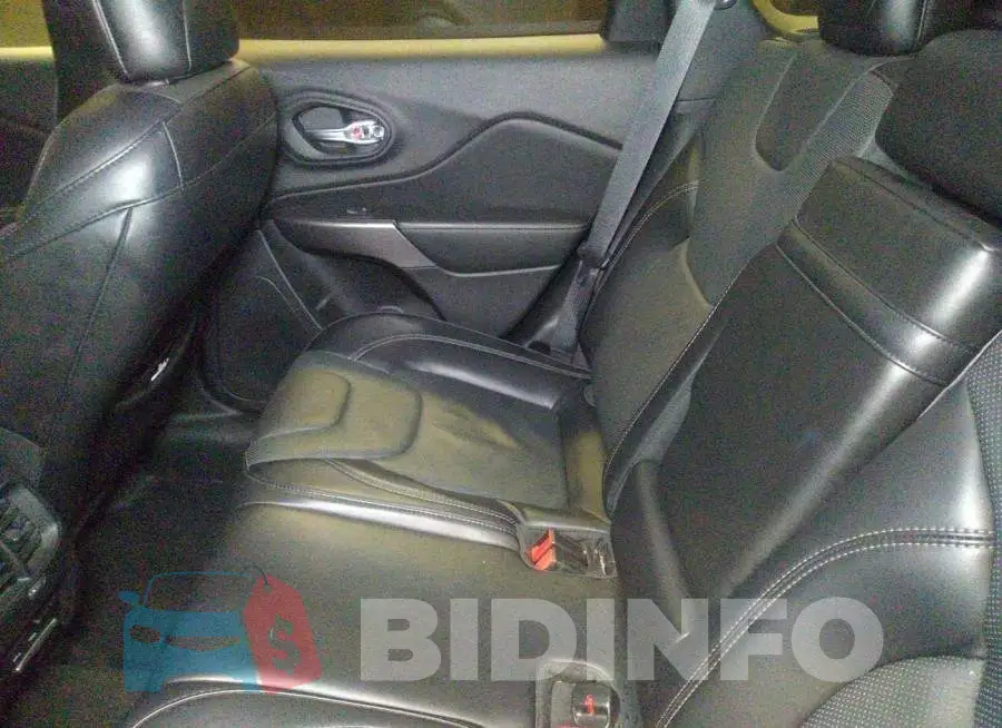 1C4PJMDX4KD374021 Photo# 8