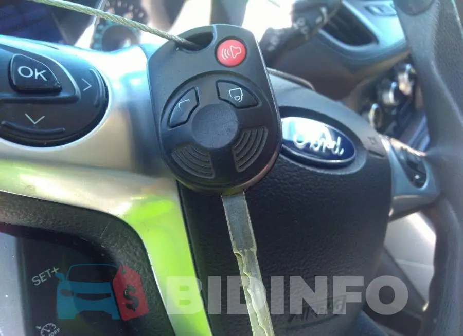 1FMCU0G90FUA63649 Photo# 11
