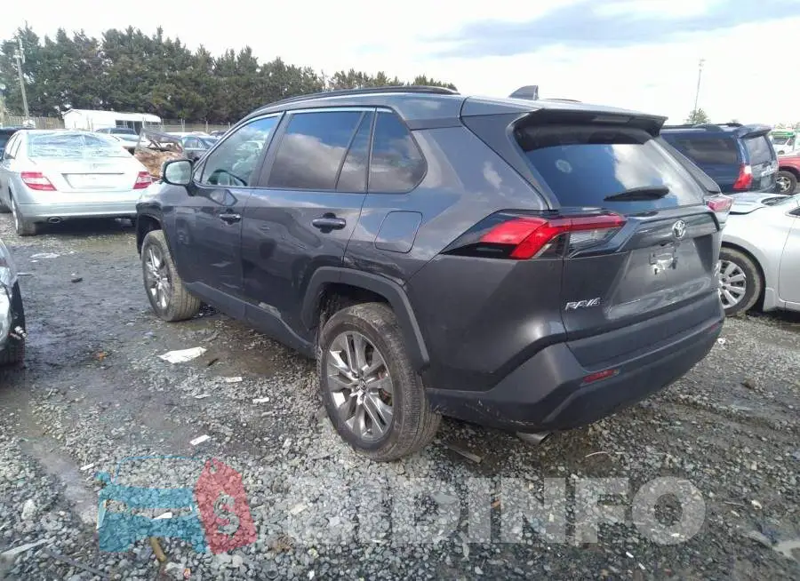 2T3A1RFV1MC164384 Photo# 3