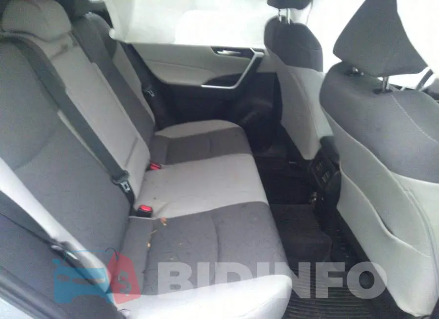 2T3P1RFV8MC204079 Photo# 8