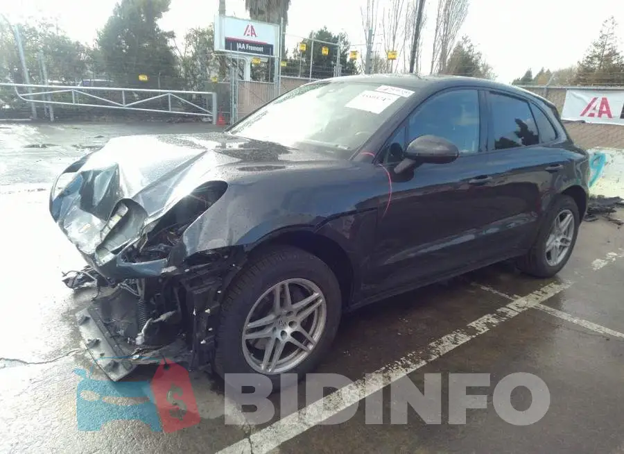 WP1AA2A56JLB18429 Photo# 2