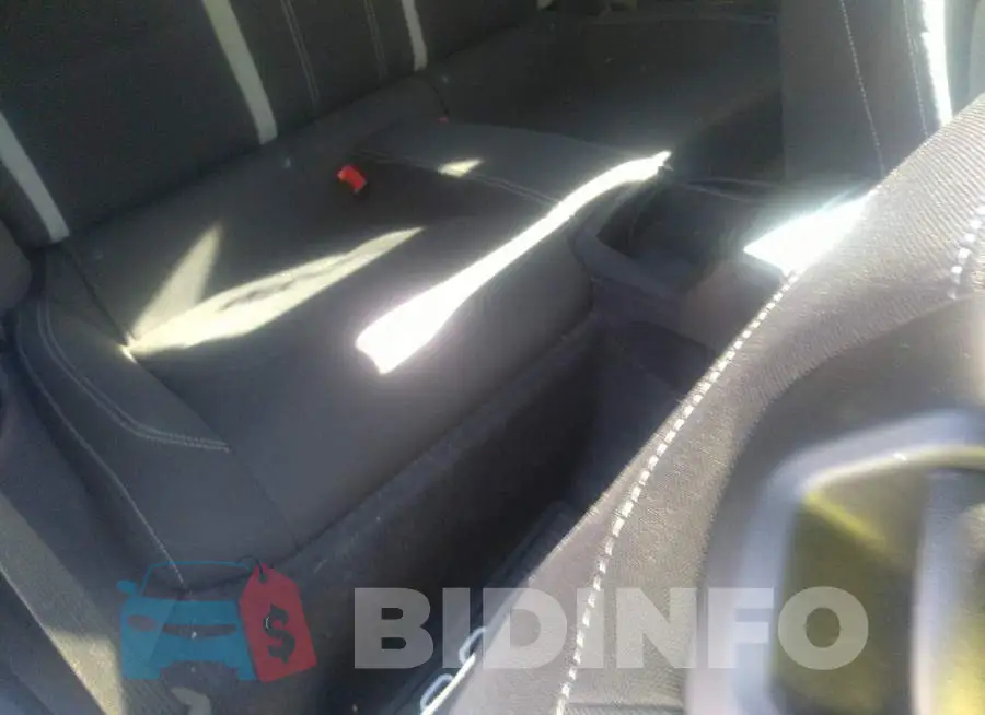 1G1FB1RS2K0120425 Photo# 8