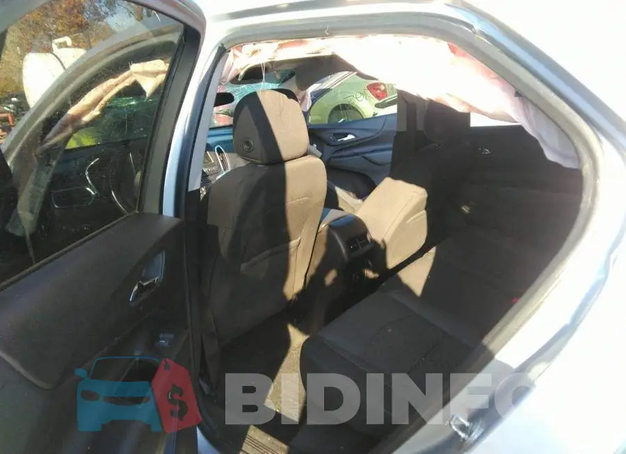 2GNAXUEV9K6174162 Photo# 8