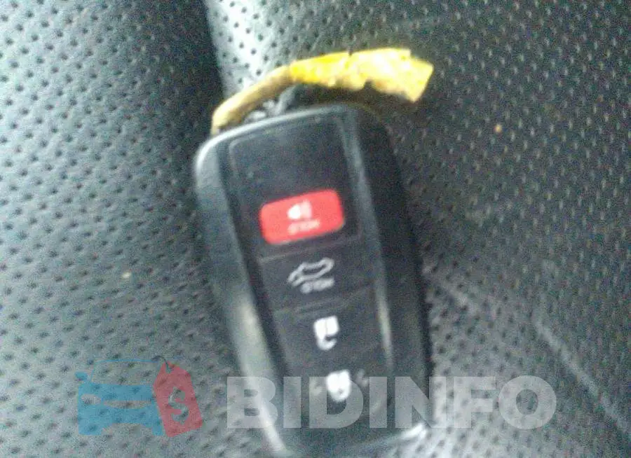 2T3S1RFV8MW162988 Photo# 11