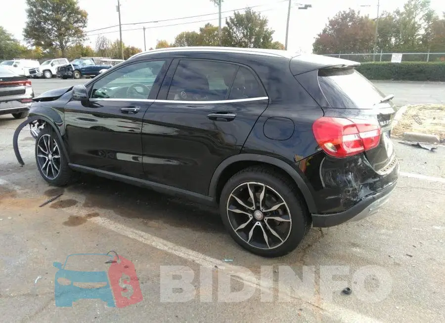 WDCTG4GB5HJ349985 Photo# 3