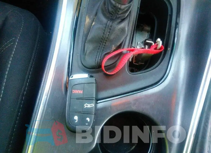 2C3CDZAG5FH710621 Photo# 11