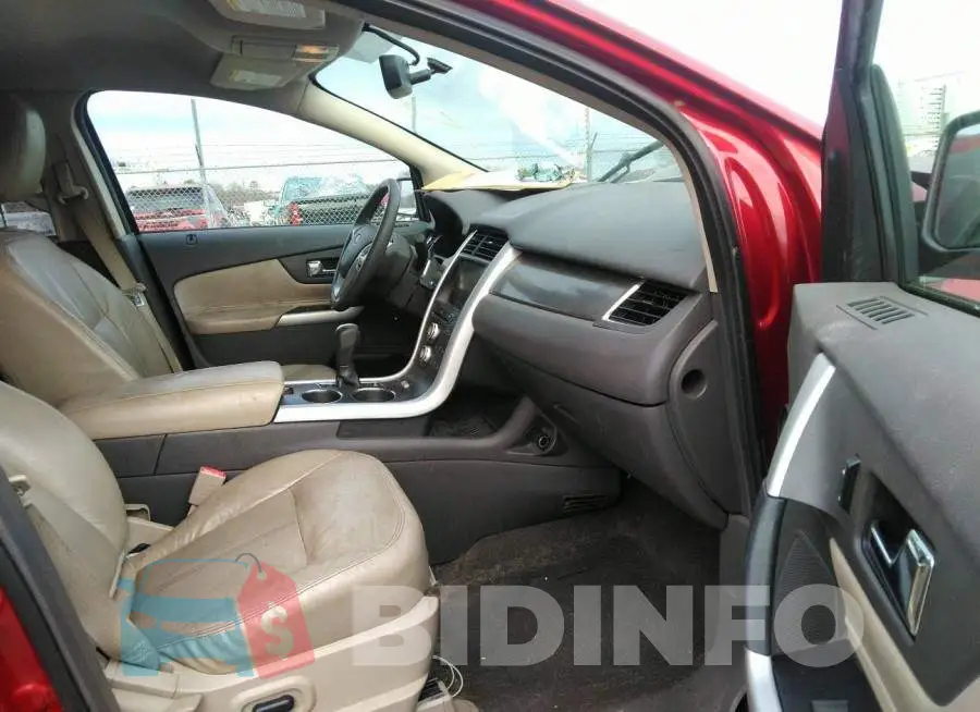 2FMDK3JC8DBE15833 Photo# 5