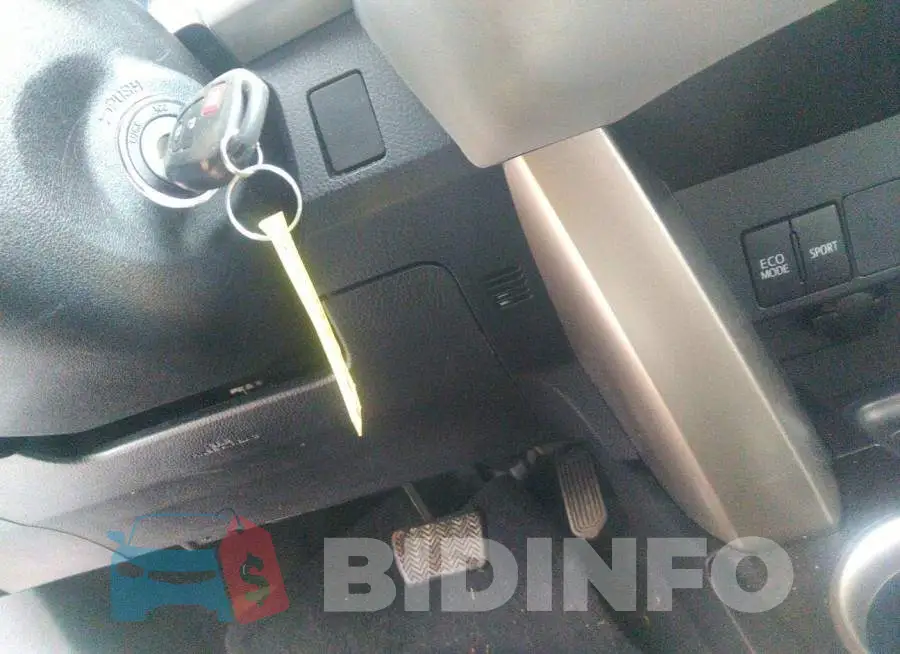 2T3BFREV3EW197300 Photo# 11