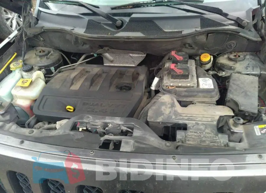 1C4NJPFB4GD651347 Photo# 10