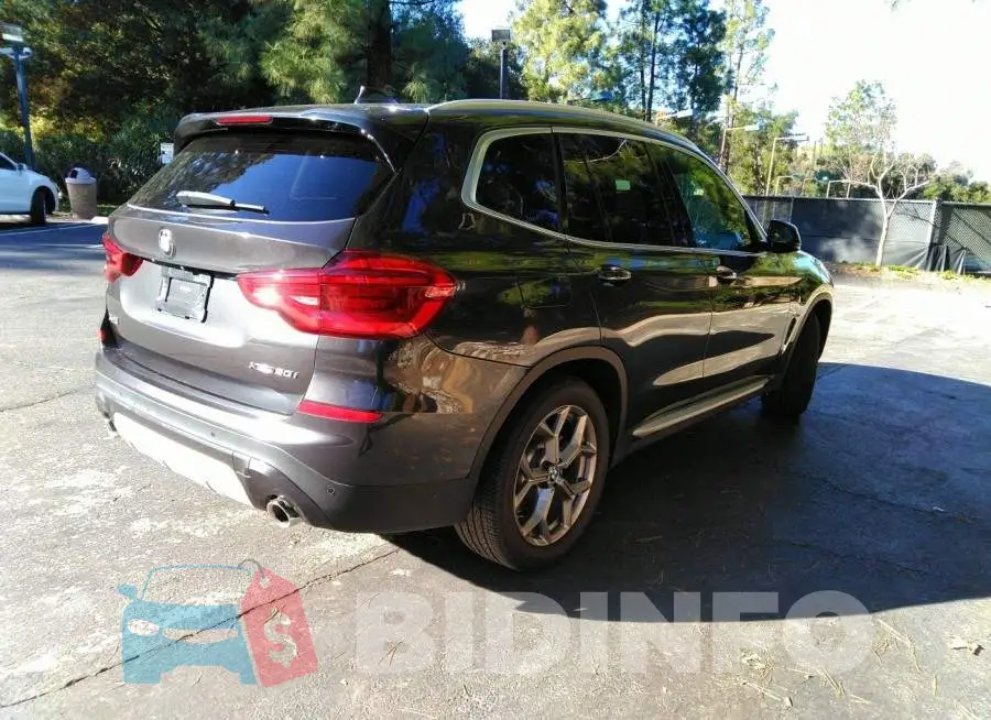 5UXTY5C01M9F12643 Photo# 4